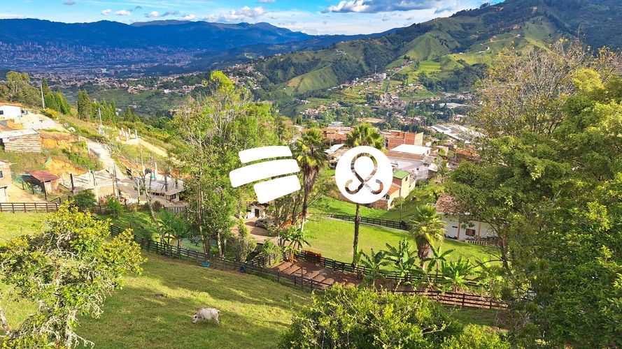Casa de 8 alcobas en venta en San Cristobal, Medellín, 1580 m² · foto 16 de 24