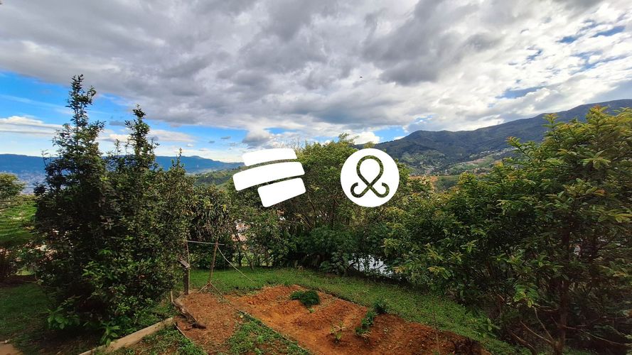 Casa de 8 alcobas en venta en San Cristobal, Medellín, 1580 m² · foto 19 de 24