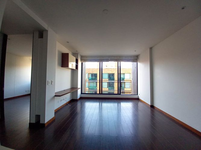 Apartamento de 1 alcoba en arriendo en Chico Norte, Bogotá, 60 m² · foto 2 de 24