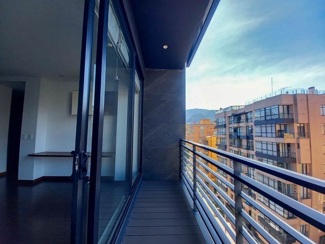 Apartamento de 1 alcoba en arriendo en Chico Norte, Bogotá, 60 m² · foto 4 de 24