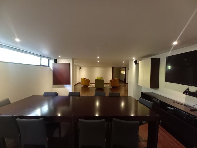 Apartamento de 1 alcoba en arriendo en Chico Norte, Bogotá, 60 m² · foto 23 de 24
