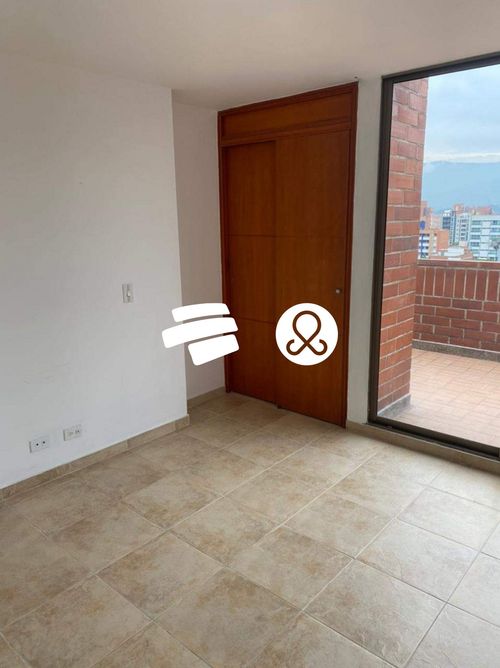 Apartamento de 4 alcobas en venta en Lorena, Medellín, 240 m² · foto 13 de 20