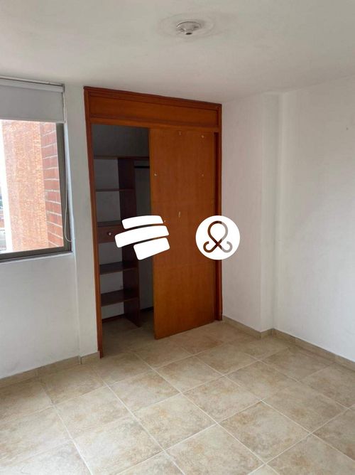 Apartamento de 4 alcobas en venta en Lorena, Medellín, 240 m² · foto 15 de 20