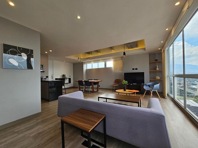 Apartaestudio en arriendo en Oviedo, Medellín, 64 m² · foto 3 de 16
