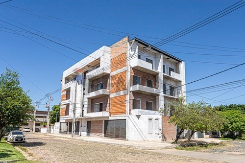 Edificio en venta para inversión en Loma Pyta - Asunción — foto 2