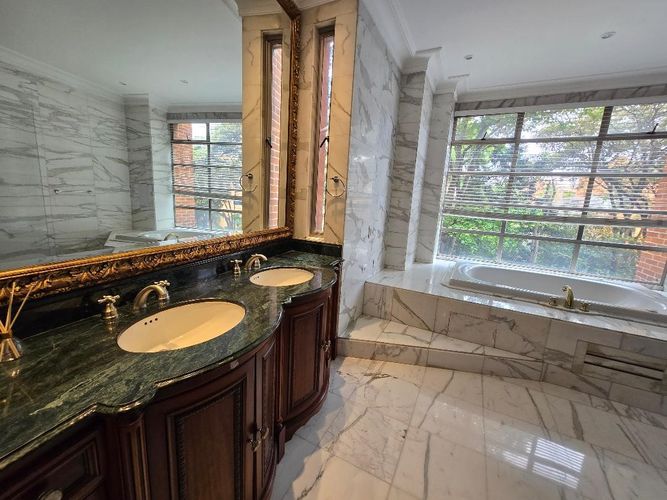 Apartamento de 3 alcobas en venta en Usaquen, Bogotá, 322 m² · foto 18 de 24