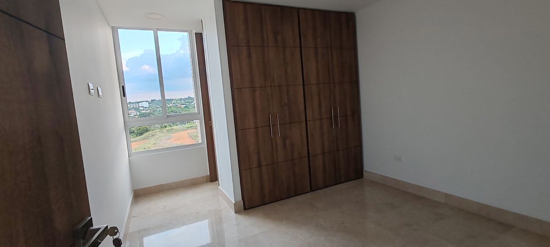 Apartamento de 3 alcobas en venta en Ciudad Jardin, Cali, 147 m² · foto 6 de 17