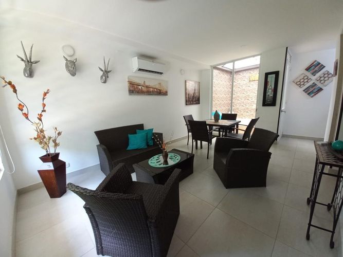 Casa de 4 alcobas en venta en Ricaurte, 74 m² · foto 10 de 22