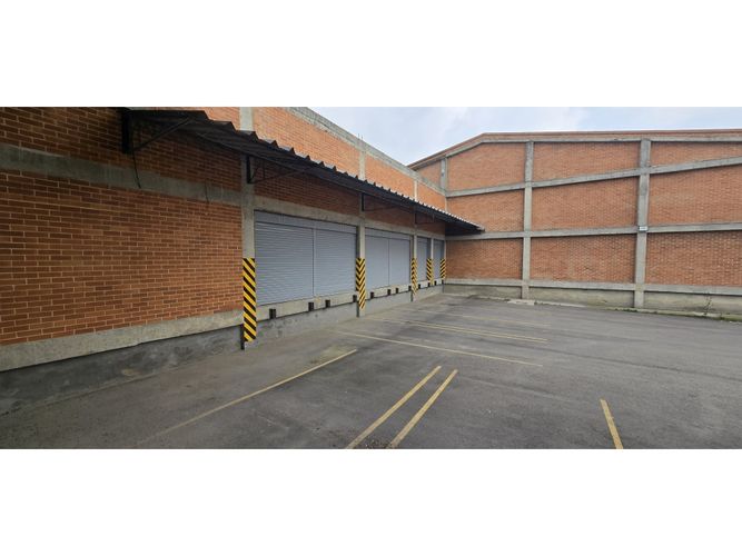 Bodega en arriendo en Diamante Oriental, Mosquera · foto 5 de 17