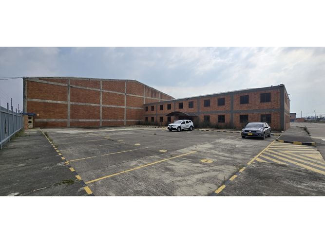 Bodega en arriendo en Diamante Oriental, Mosquera · foto 9 de 17