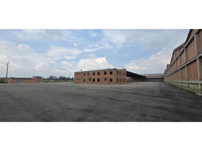 Bodega en arriendo en Diamante Oriental, Mosquera · foto 16 de 17