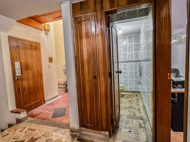 Casa de 4 alcobas en venta en Rincon Del Chico, Bogotá, 249 m² · foto 3 de 24