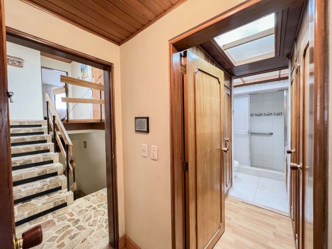 Casa de 4 alcobas en venta en Rincon Del Chico, Bogotá, 249 m² · foto 11 de 24