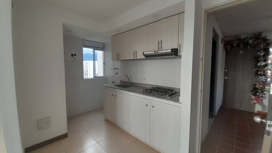 Apartamento de 2 alcobas en venta en Cr. Los Naranjos, Jamundí, 62 m² · foto 2 de 24