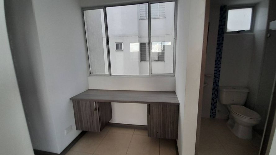 Apartamento de 2 alcobas en venta en Cr. Los Naranjos, Jamundí, 62 m² · foto 9 de 24