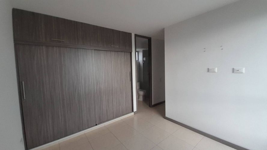 Apartamento de 2 alcobas en venta en Cr. Los Naranjos, Jamundí, 62 m² · foto 17 de 24