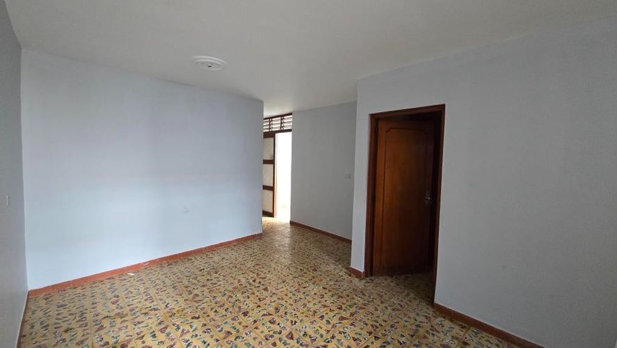 Casa de 5 alcobas en venta en Niquia, Bello, 270 m² · foto 14 de 24