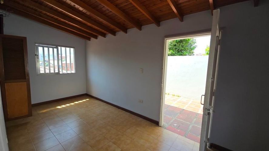 Casa de 5 alcobas en venta en Niquia, Bello, 270 m² · foto 8 de 24