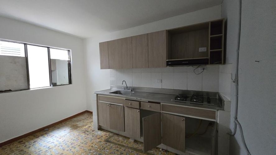 Casa de 5 alcobas en venta en Niquia, Bello, 270 m² · foto 18 de 24