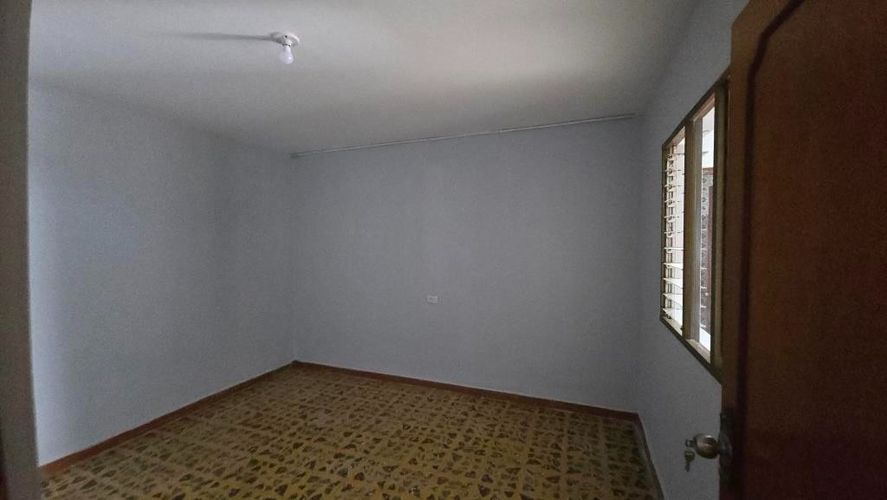 Casa de 5 alcobas en venta en Niquia, Bello, 270 m² · foto 23 de 24