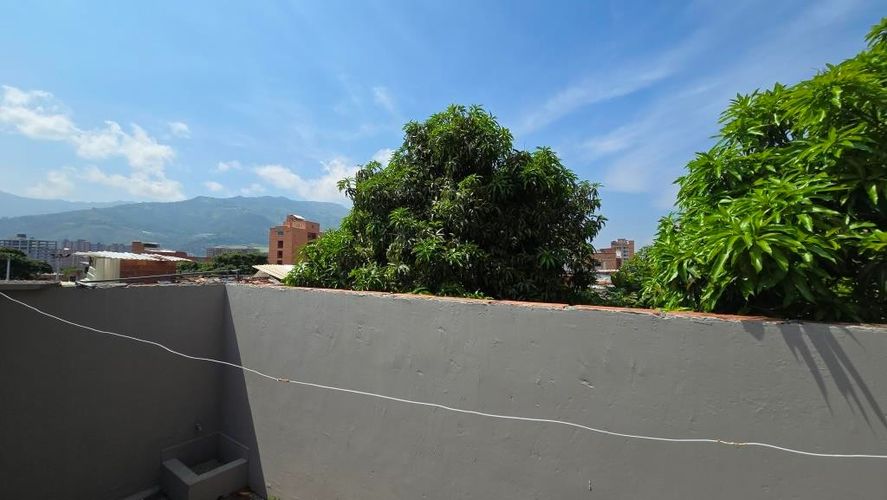 Casa de 5 alcobas en venta en Niquia, Bello, 270 m² · foto 15 de 24