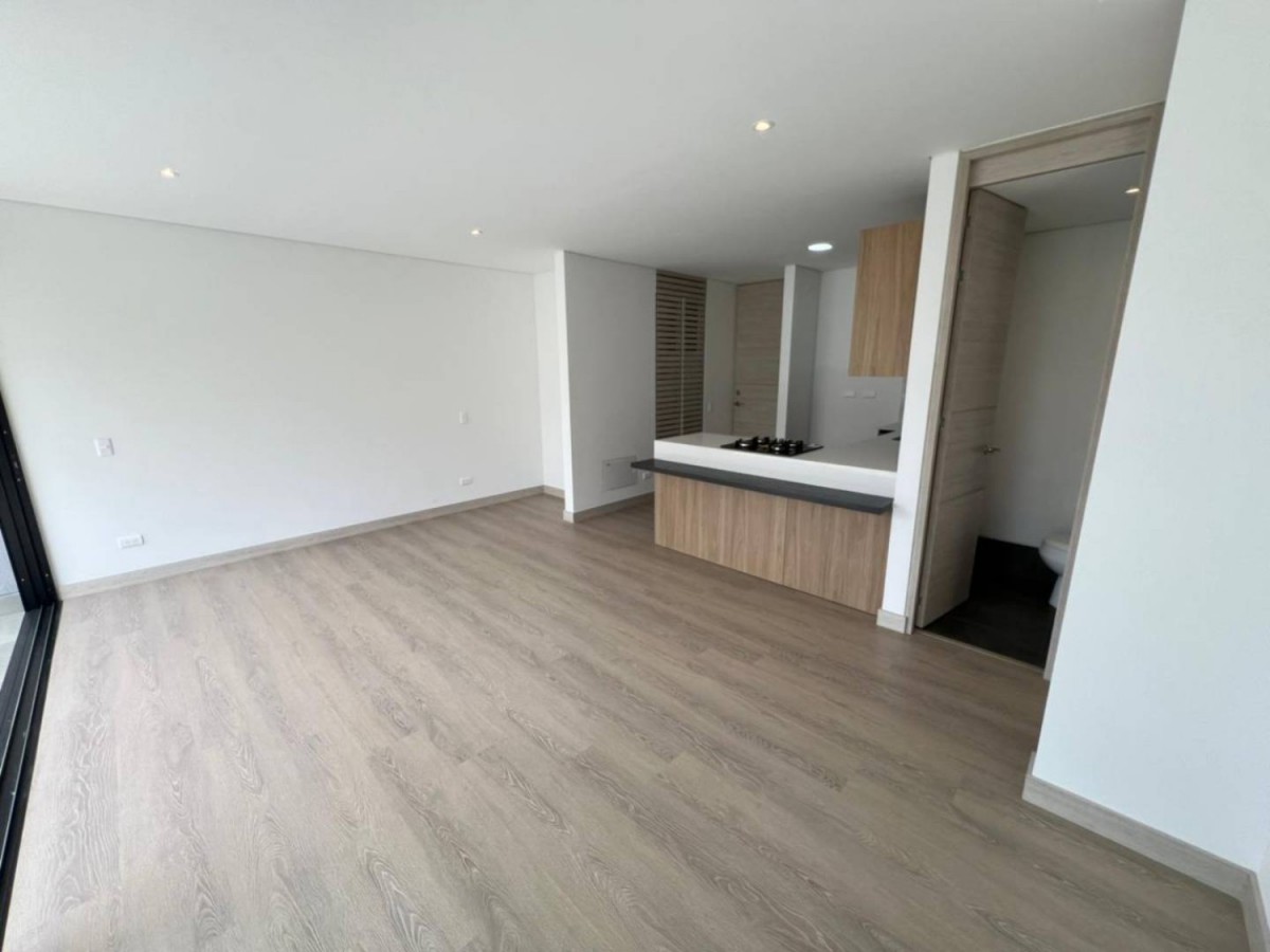 Studio for rent in Los Balsos, Medellín