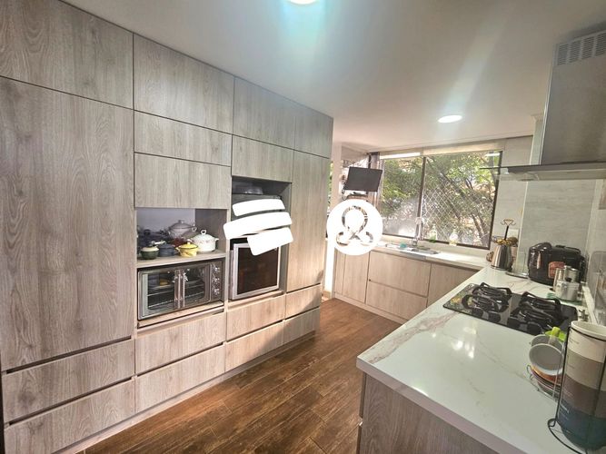 Apartamento de 4 alcobas en venta en Alejandría, Medellín, 223 m² · foto 8 de 24