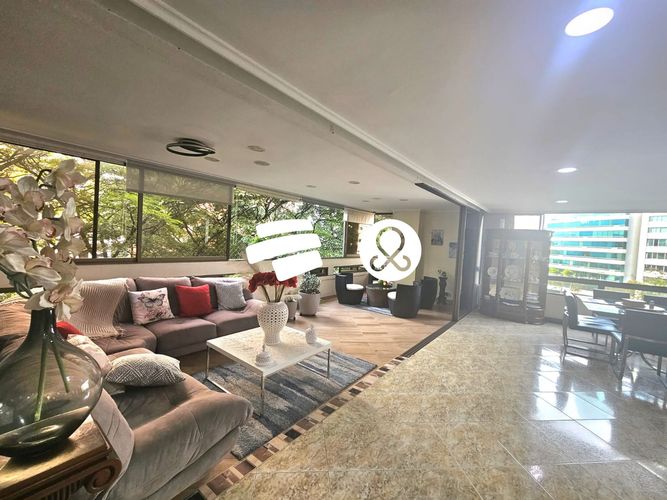 Apartamento de 4 alcobas en venta en Alejandría, Medellín, 223 m² · foto 10 de 24