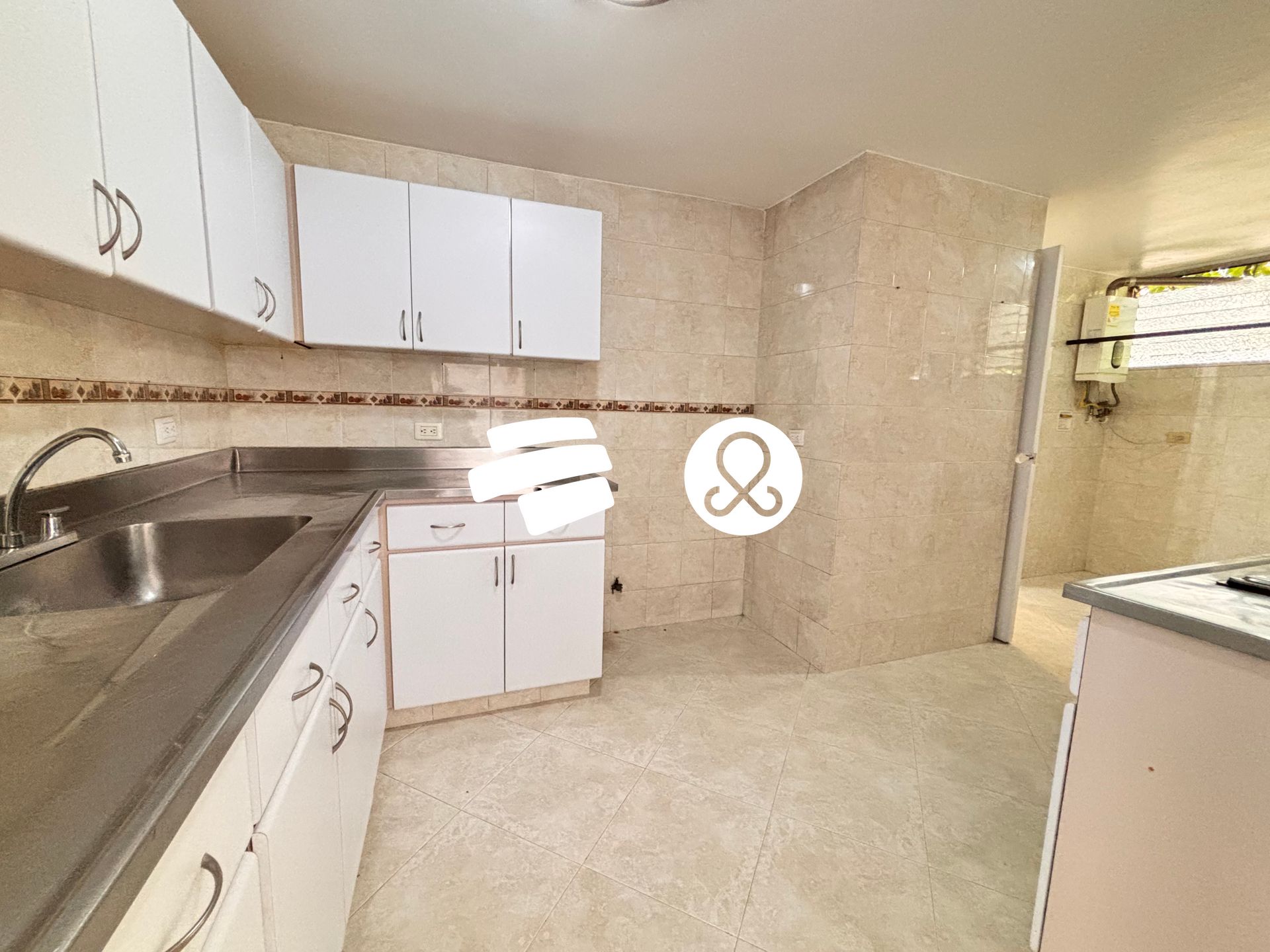 Apartamento en venta en El Poblado, Medellín 5