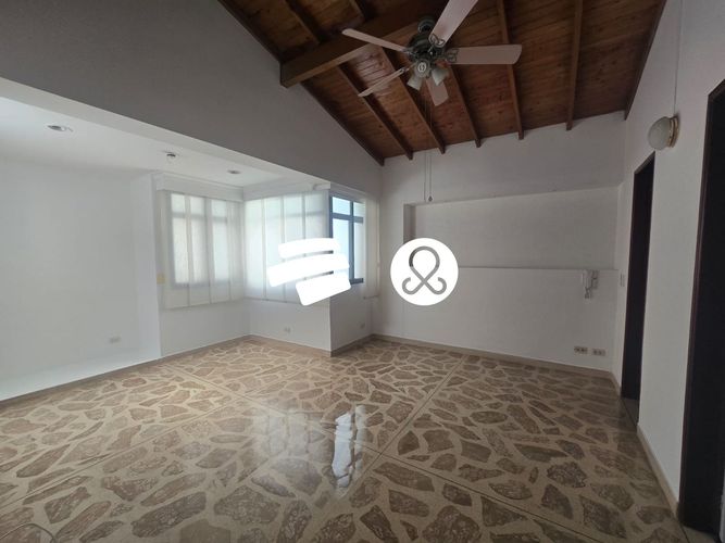 Apartamento de 4 alcobas en venta en Laureles, Medellín, 103 m² · foto 21 de 24