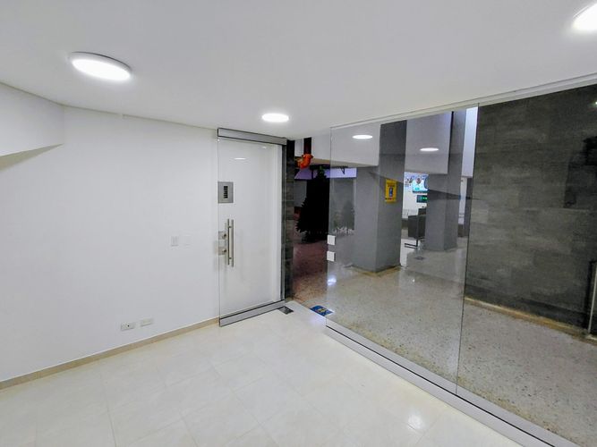 Local en arriendo en San Vicente, Cali, 45 m² · foto 4 de 11