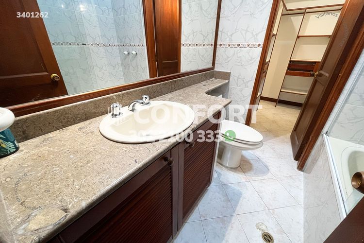Casa de 3 alcobas en arriendo en Las Brujas, Envigado, 184 m² · foto 22 de 24