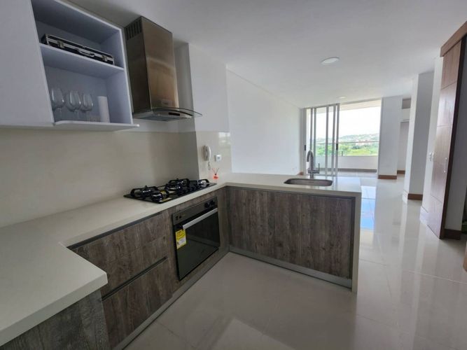 Apartamento de 3 alcobas en venta en Ciudad Jardin, Cali, 75 m² · foto 2 de 18