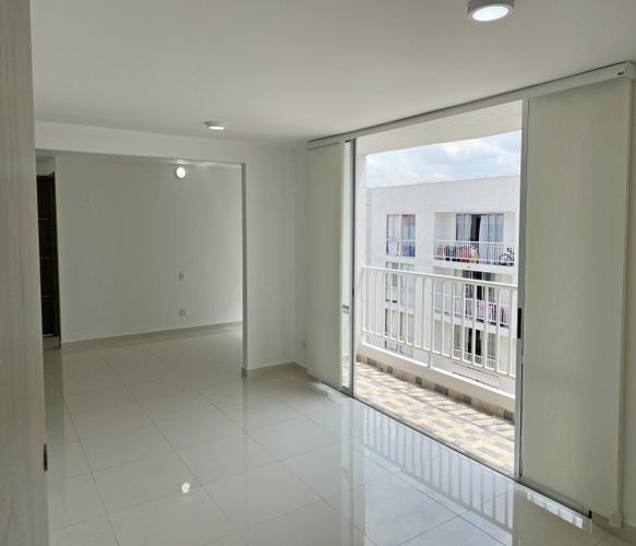 Apartamento de 2 alcobas en venta en Altos De Santa Elena, Cali, 68 m² · foto 5 de 24