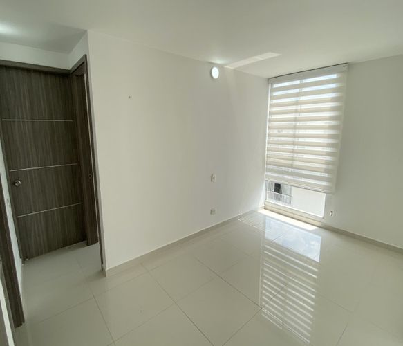 Apartamento de 2 alcobas en venta en Altos De Santa Elena, Cali, 68 m² · foto 10 de 24
