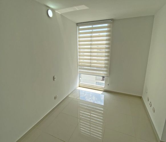 Apartamento de 2 alcobas en venta en Altos De Santa Elena, Cali, 68 m² · foto 11 de 24