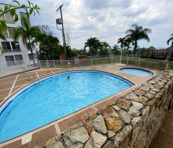 Apartamento de 2 alcobas en venta en Altos De Santa Elena, Cali, 68 m² · foto 21 de 24