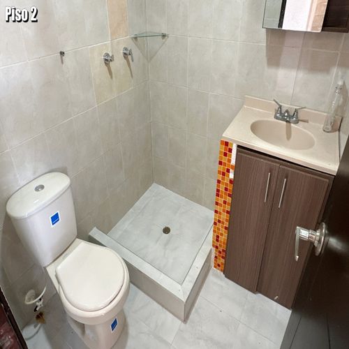 Edificio en venta en Altos De Guadalupe, Cali, 209 m² · foto 16 de 24