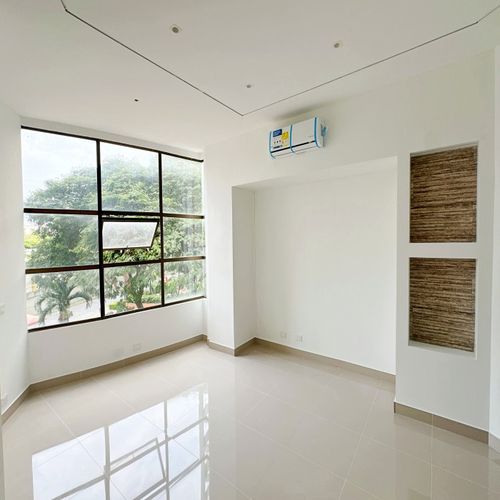 Consultorio en venta en Militar, Cali, 30 m² · foto 12 de 16