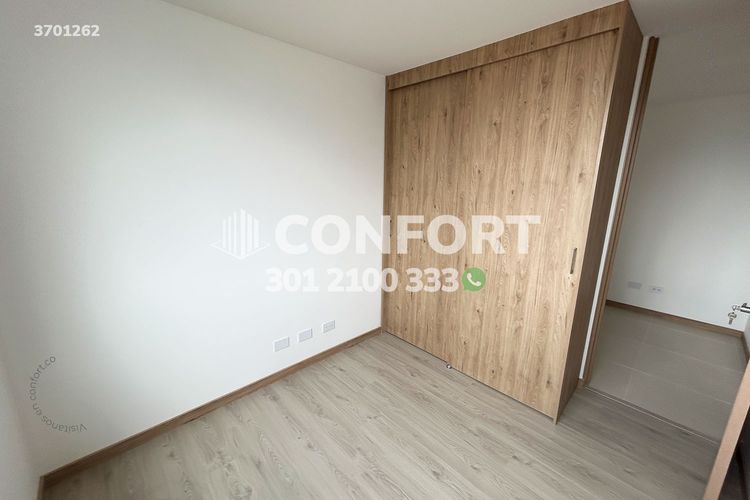 Apartamento de 3 alcobas en arriendo en Loma Del Escobero, Envigado, 93 m² · foto 12 de 24