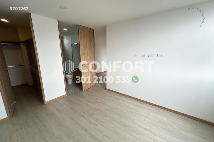 Apartamento de 3 alcobas en arriendo en Loma Del Escobero, Envigado, 93 m² · foto 17 de 24