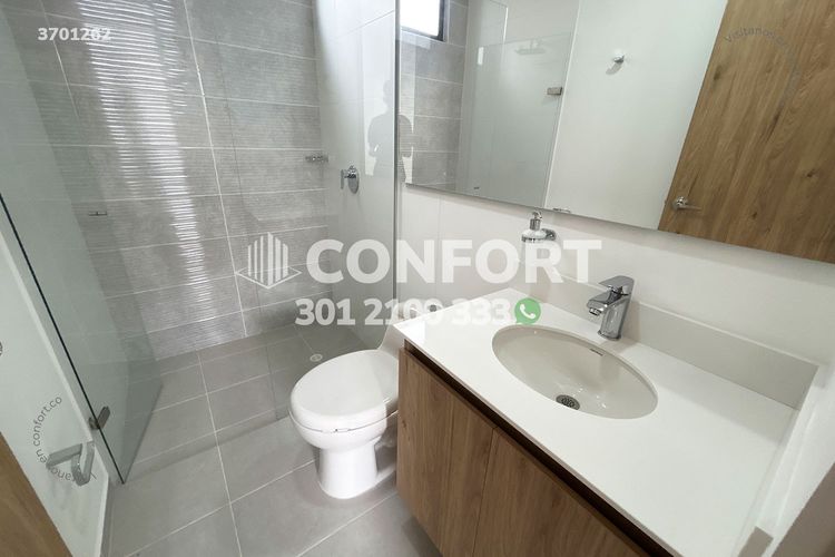 Apartamento de 3 alcobas en arriendo en Loma Del Escobero, Envigado, 93 m² · foto 19 de 24