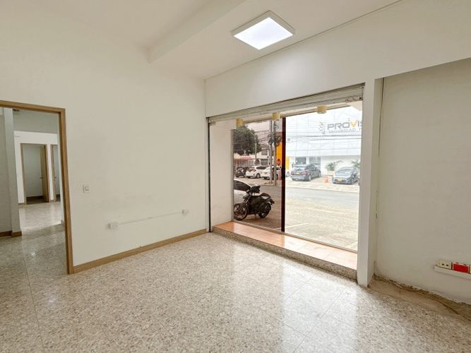 Local en arriendo en San Vicente, Cali, 324 m² · foto 12 de 24