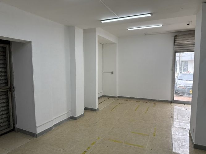 Local en arriendo en San Vicente, Cali, 324 m² · foto 24 de 24