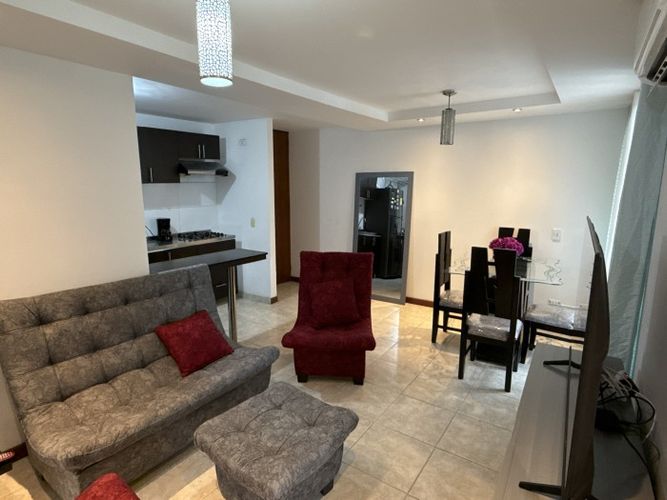Apartamento de 3 alcobas en venta en Senderos Del Lili, Cali, 51 m² · foto 12 de 24