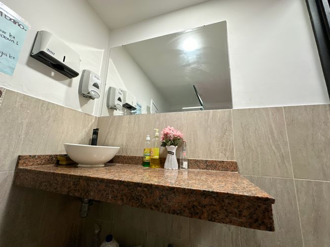 Local en venta en Eucaristico, Cali, 250 m² · foto 22 de 24