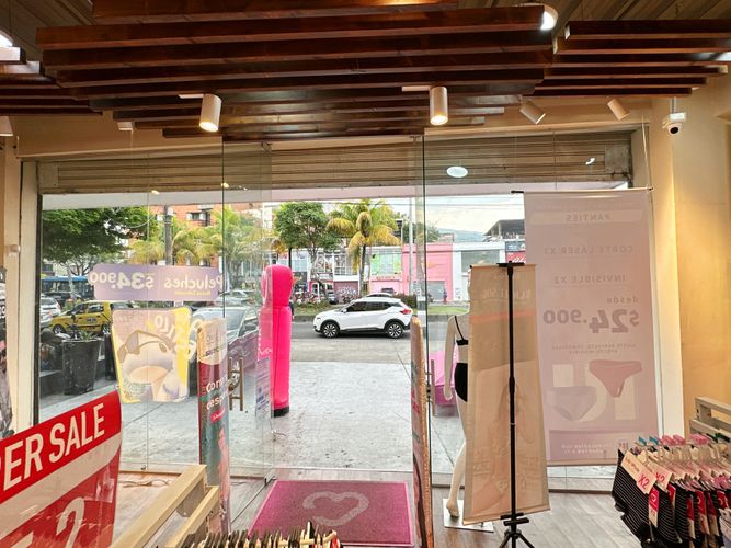 Local en arriendo en Eucaristico, Cali, 250 m² · foto 8 de 24