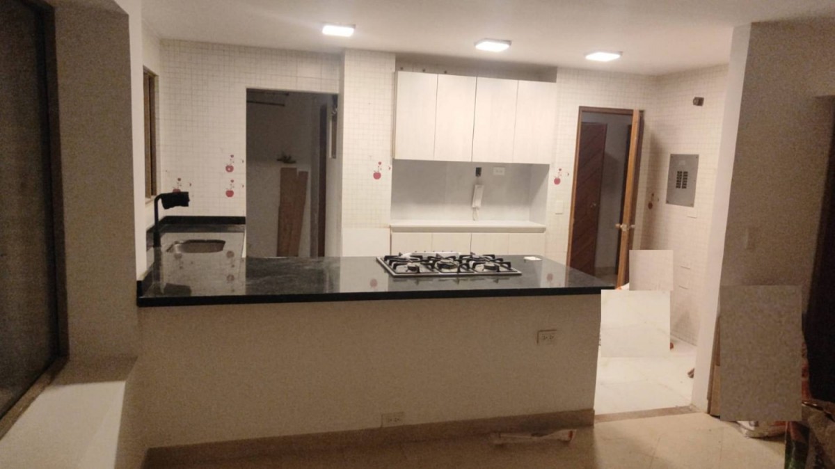 Apartamento en venta en La Carolina, Bogotá · foto 8 de 19