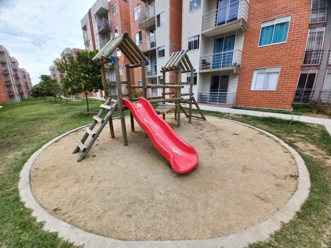 Apartamento de 2 alcobas en venta en Picaleña Y Mirolindo, Ibagué, 45 m² · foto 21 de 22