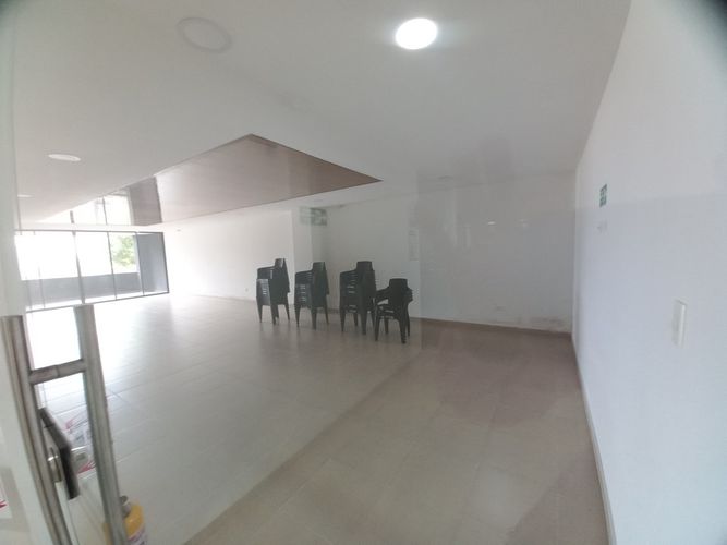 Apartamento de 3 alcobas en venta en Picaleña Y Mirolindo, Ibagué, 74 m² · foto 20 de 24